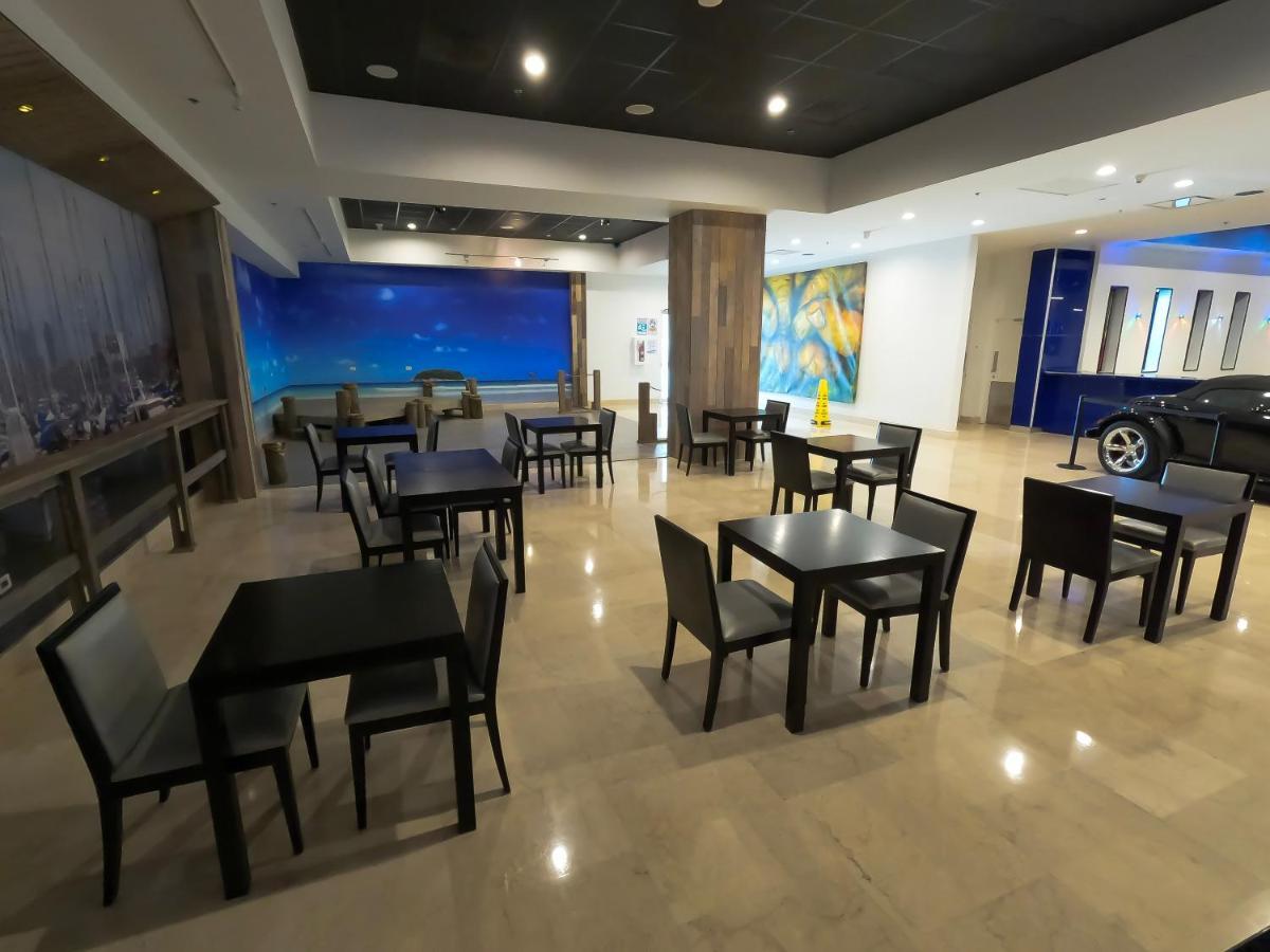 Costa Bahia Hotel, Convention Center And Casino جويايانيلا المظهر الخارجي الصورة